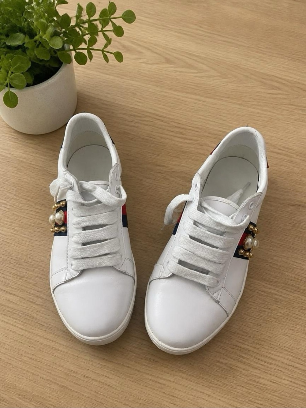GG White Pearl-Embellished Women’s Fashion Ace Sneakers